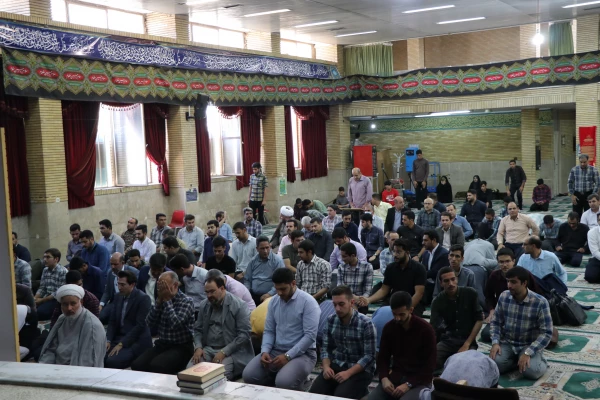 مراسم غبار روبی و عطر افشانی مزار مطهر شهدای گمنام پردیس شهید باهنر به مناسبت هفته دفاع مقدس و آغاز سال تحصیلی 4