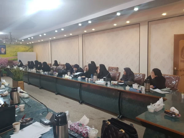 برگزاری دومین جلسه توجیهی اساتید کارورزی1و3 9