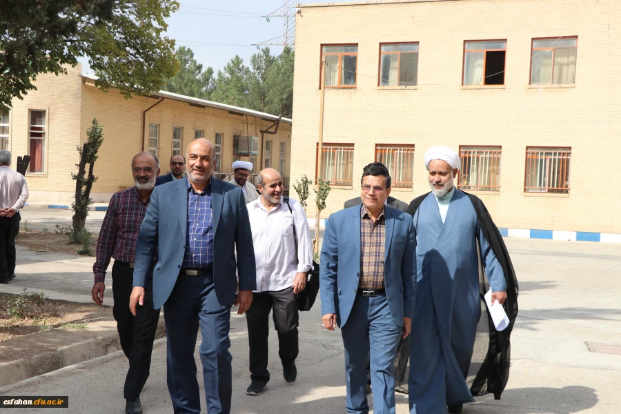 جلسه ستاد اقامه نماز و بازدید میدانی از اقدامات انجام شده از مرکز شهید آیت نجف آباد 8