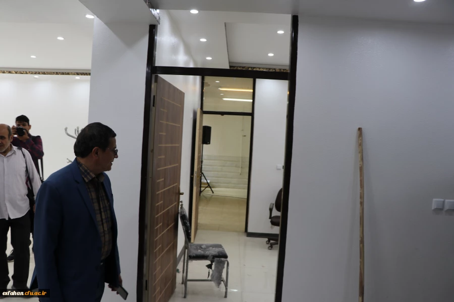 جلسه ستاد اقامه نماز و بازدید میدانی از اقدامات انجام شده از مرکز شهید آیت نجف آباد 17