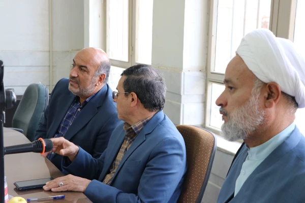جلسه ستاد اقامه نماز و بازدید میدانی از اقدامات انجام شده از مرکز شهید آیت نجف آباد 21