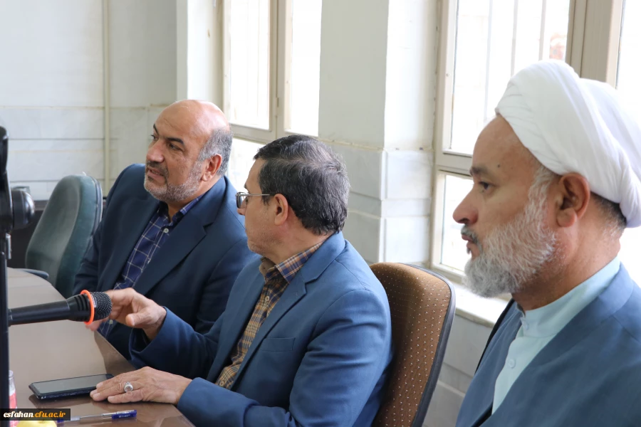 جلسه ستاد اقامه نماز و بازدید میدانی از اقدامات انجام شده از مرکز شهید آیت نجف آباد 21