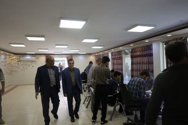 بازدید رئیس دانشگاه فرهنگیان استان اصفهان و مسئولین دانشگاه از  حوزه های ثبت نام حضوری در پردیس ها و مراکز  4