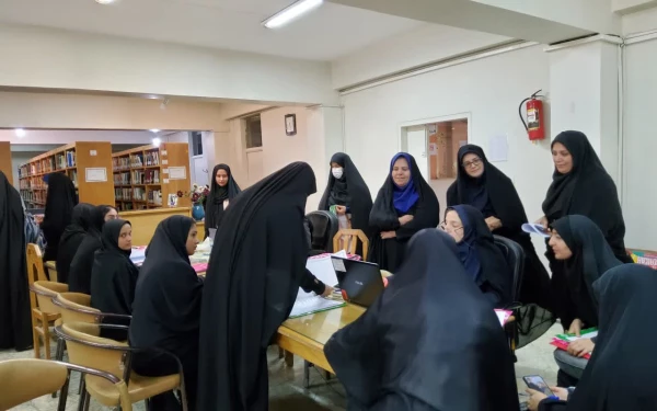 بازدید رئیس دانشگاه فرهنگیان استان اصفهان و مسئولین دانشگاه از  حوزه های ثبت نام حضوری در پردیس ها و مراکز  17