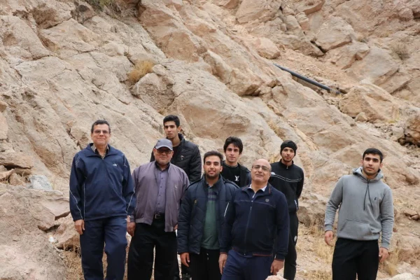 همایش کوه گشت به مناسبت بزرگداشت هفته تربیت بدنی با حضور رئیس و دانشجویان دانشگاه فرهنگیان استان اصفهان  4