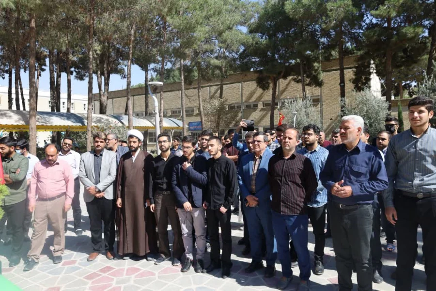  مراسم تجدید پیمان با شهدا در جوار گلزار شهدای گمنام پردیس شهید باهنر  5