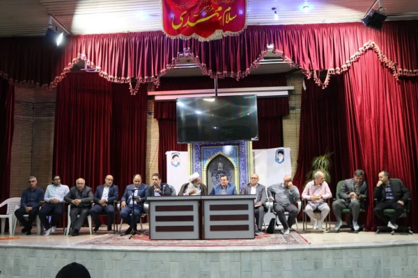 جلسه پرسش و پاسخ دانشجو معلمان با مسئولین دانشگاه فرهنگیان استان اصفهان  2