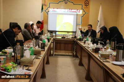 در سالن جلسات مدیریت استان اصفهان برگزار شد:

جلسه کمیته نظارت بر نشریات 