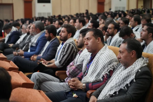 سفر استانی وزیر آموزش و پرورش به استان اصفهان و دیدار با دانشجو معلمان و دانش آموزان در آستانه فرارسیدن روز دانش آموز  17