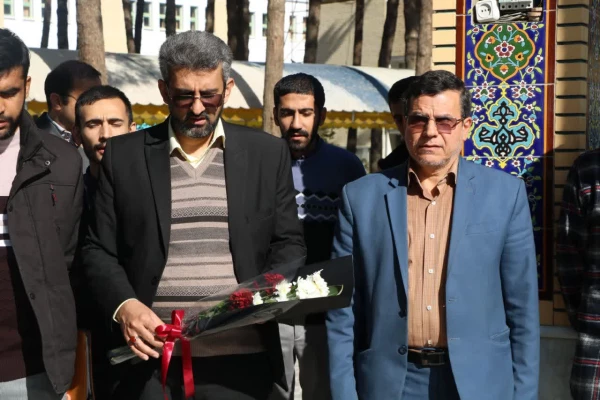 غبارروبی مزار شهدای گمنام به مناسبت هفته بسیج  6