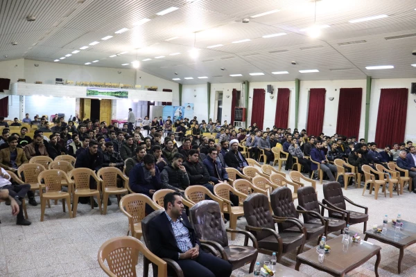 نشست صمیمی رئیس و مسئولین دانشگاه فرهنگیان استان اصفهان با دانشجویان مرکز شهید آیت نجف آباد 3