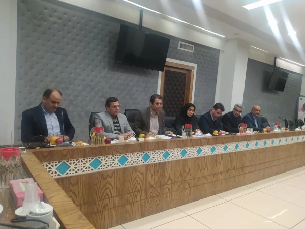 نشست مشترک رئیس و تیم پژوهشی دانشگاه فرهنگیان با معاون  پژوهشی دانشگاه اصفهان  و مدیران پژوهشی دانشگاه اصفهان 4