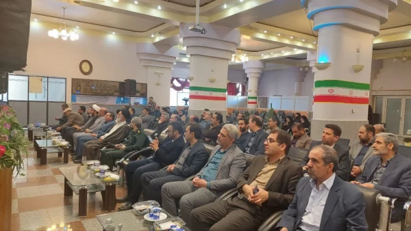 نشست سراسری ۳۰ هزار نفری جبهه علمی و فرهنگی بسیج اساتید کشور در  اصفهان  3