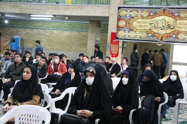 نشست پرسش پاسخ دانشجو معلمان اصفهان با ریاست دانشگاه فرهنگیان و مدیر کل آموزش و پرورش استان اصفهان  7