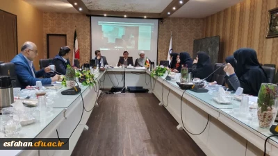 در پردیس فاطمه زهرا(س) برگزار شد:

شورای مدیریت و نظارت 