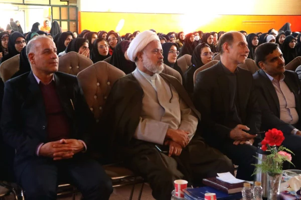 برگزاری جشن روز دانشجو در مرکز شهید ر جایی 5