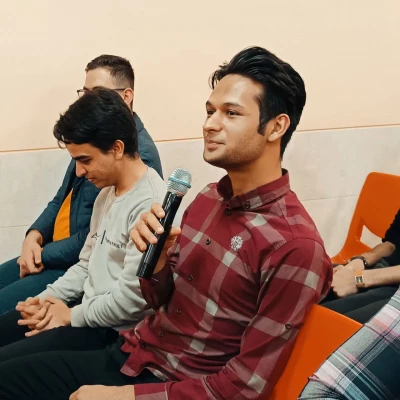 جلسه پرسش و پاسخ دانشجو معلمان مرکز امام خمینی کاشان و  شهید سلیمانی آران و بیدگل با مسئولین دانشگاه فرهنگیان استان اصفهان 5