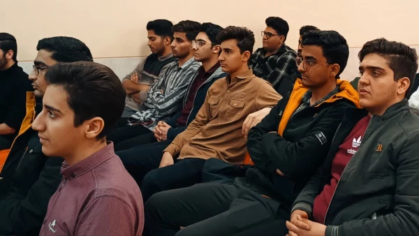 جلسه پرسش و پاسخ دانشجو معلمان مرکز امام خمینی کاشان و  شهید سلیمانی آران و بیدگل با مسئولین دانشگاه فرهنگیان استان اصفهان 8