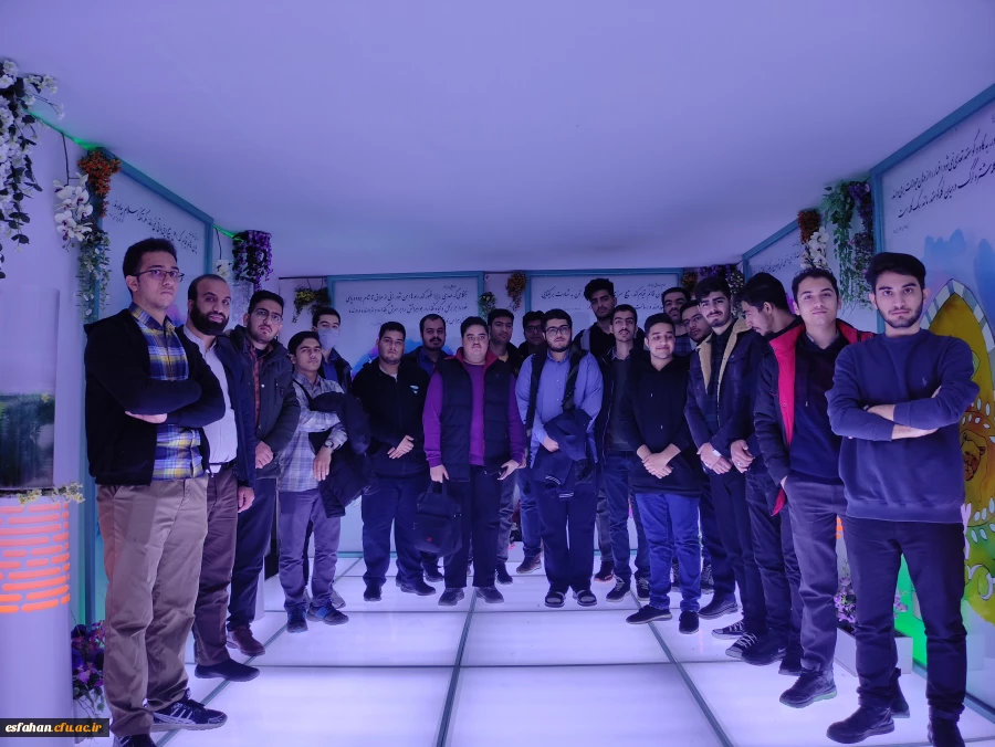 بازدید دانشجو معلمان پردیس شهید باهنر از نمایشگاه والشمس بنیاد مهدویت و آینده پژوهی  2