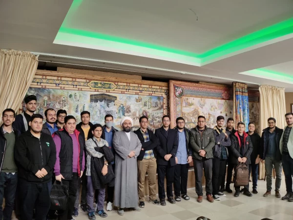 بازدید دانشجو معلمان پردیس شهید باهنر از نمایشگاه والشمس بنیاد مهدویت و آینده پژوهی  4