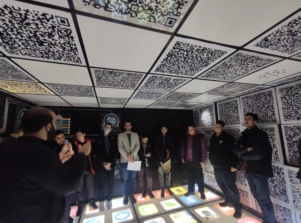 بازدید دانشجو معلمان پردیس شهید باهنر از نمایشگاه والشمس بنیاد مهدویت و آینده پژوهی  5