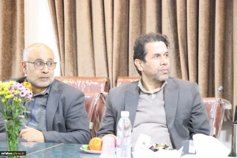 نشست روسا و مسئولین نهاد نمایندگی مقام معظم رهبری در دانشگاه های استان، نماینده مردم اصفهان در مجلس شورای اسلامی ومدیر امور بین الملل دانشگاه فرهنگیان 3