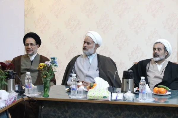 نشست روسا و مسئولین نهاد نمایندگی مقام معظم رهبری در دانشگاه های استان، نماینده مردم اصفهان در مجلس شورای اسلامی ومدیر امور بین الملل دانشگاه فرهنگیان 6