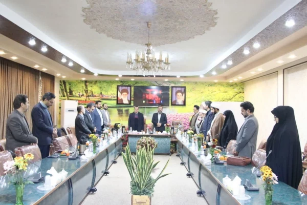 نشست روسا و مسئولین نهاد نمایندگی مقام معظم رهبری در دانشگاه های استان، نماینده مردم اصفهان در مجلس شورای اسلامی ومدیر امور بین الملل دانشگاه فرهنگیان 9