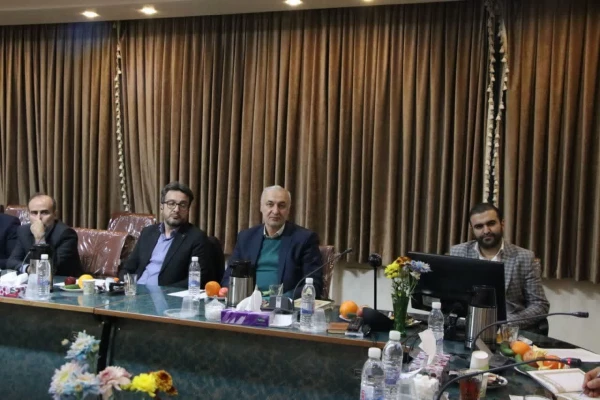 نشست روسا و مسئولین نهاد نمایندگی مقام معظم رهبری در دانشگاه های استان، نماینده مردم اصفهان در مجلس شورای اسلامی ومدیر امور بین الملل دانشگاه فرهنگیان 13