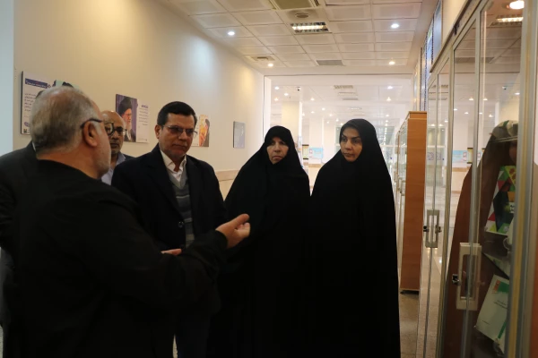 بازدید از دانشگاه باقرالعلوم و مرکز ملی پاسخگویی به سوالات دینی در استان قم 4
