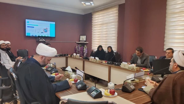 بازدید از دانشگاه باقرالعلوم و مرکز ملی پاسخگویی به سوالات دینی در استان قم 16