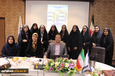 مدیریت امور بین الملل با همکاری دانشگاه فرهنگیان اصفهان برگزار کرد:

سلسله وبینارهای بین المللی باعنوان:
ادبیات مقاومت ٣ (رویکرد فرهنگی شناختی)