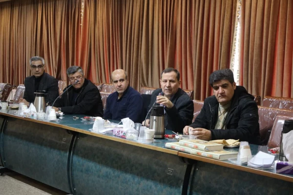 جلسه شورای آموزش و پژوهش استان 4