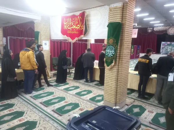 حضور پرشور مردم، مسئولین دانشگاه و دانشجویان در انتخابات مجلس شورای اسلامی و خبرگان  11