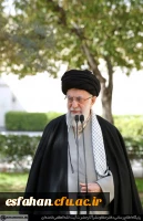 بیانات مقام معظم رهبری پس از کاشت نهال در روز درختکاری 10
