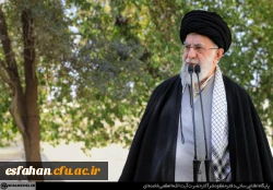 بیانات مقام معظم رهبری پس از کاشت نهال در روز درختکاری 12