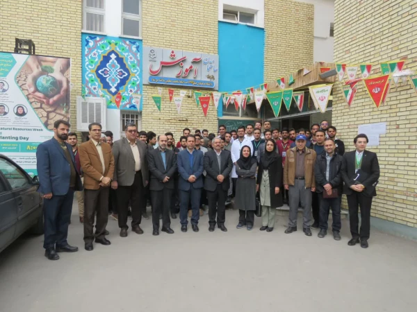 گرامیداشت هفته منابع طبیعی و روز درختکاری و روز ملی آموزش همگانی حفظ محیط زیست 12