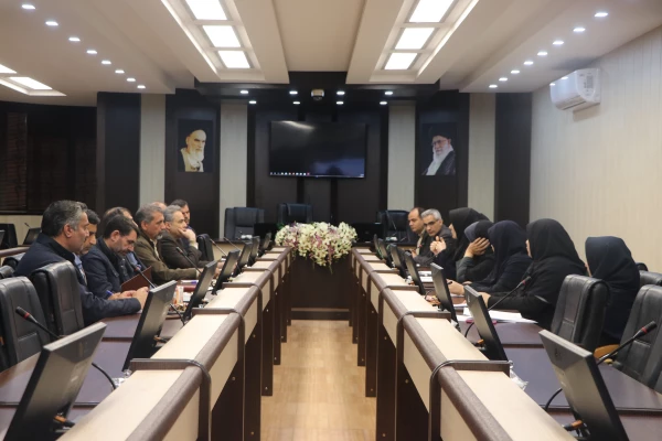 جلسه پیگیری تفاهم نامه بین دانشگاه فرهنگیان و اداره کل آموزش فنی و حرفه ای استان اصفهان  8