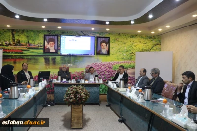 پیش نشست انعقاد تفاهم نامه بین دانشگاه فرهنگیان با اداره میراث فرهنگی، گردشگری و صنایع دستی استان اصفهان 