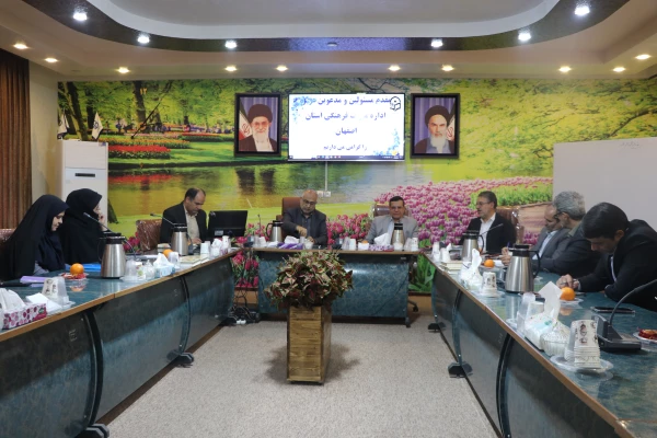 نشست صمیمی رئیس دانشگاه فرهنگیان با اداره میراث فرهنگی، گردشگری و صنایع دستی استان اصفهان  7