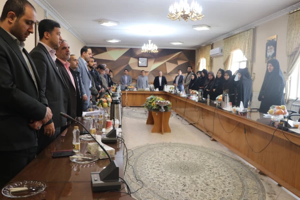 حضور سرپرست معاونت نظارت، ارزیابی و تضمین کیفیت دانشگاه فرهنگیان در مراسم معارفه رئیس اداره نظارت و ارزیابی دانشگاه فرهنگیان استان اصفهان 3