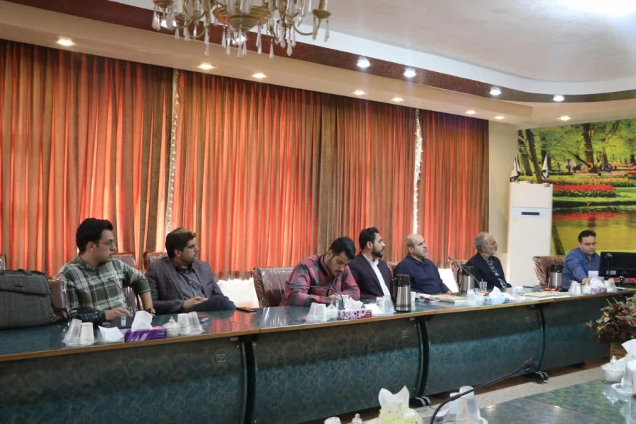 نشست بررسی اقدامات لازم در زمینه اجرای جشنواره نهج البلاغه در دانشگاه فرهنگیان استان اصفهان برگزار گردید. 3