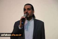 همایش بزرگداشت سعدی شیرازی برگزار گردید. 4