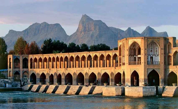 گرامیداشت هفته فرهنگی اصفهان 4