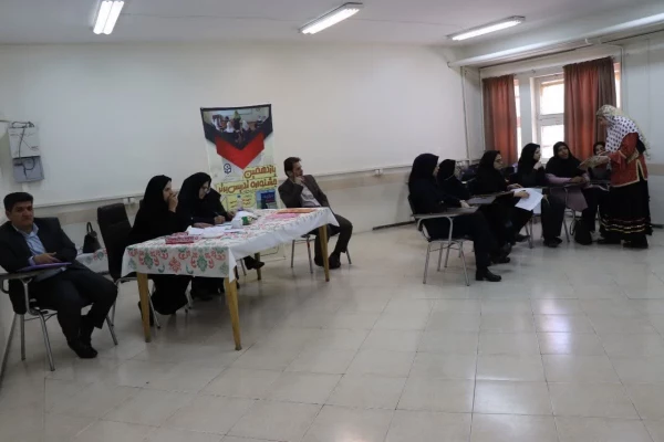 بازدید میدانی از روند برگزاری دومین روز از مرحله استانی جشنواره تدریس برتر در استان اصفهان 6