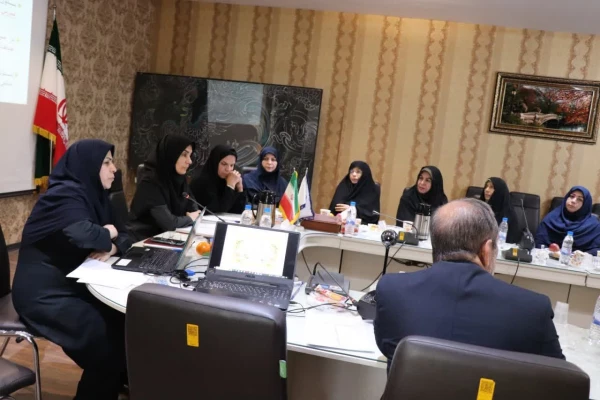 مراسم گرامیداشت سالروز شهادت استاد مطهری و  بزرگداشت  مقام معلم با حضور اساتید پردیس حضرت فاطمه زهرا (س) اصفهان 3