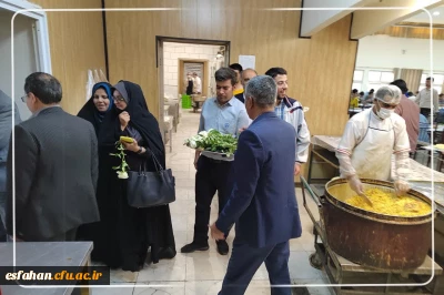 بازدید و تقدیر رییس دانشگاه فرهنگیان استان از زحمتکشان بی ادعا 

بازدید و تقدیر از همکاران بخش خدمات پردیس ها و مراکز در روز بزرگداشت کارگران
