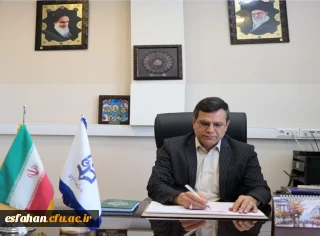 به مناسبت روز معلم

پیام علی اکبرکجباف، ریاست دانشگاه فرهنگیان استان اصفهان به مناسبت گرامی داشت روز معلم