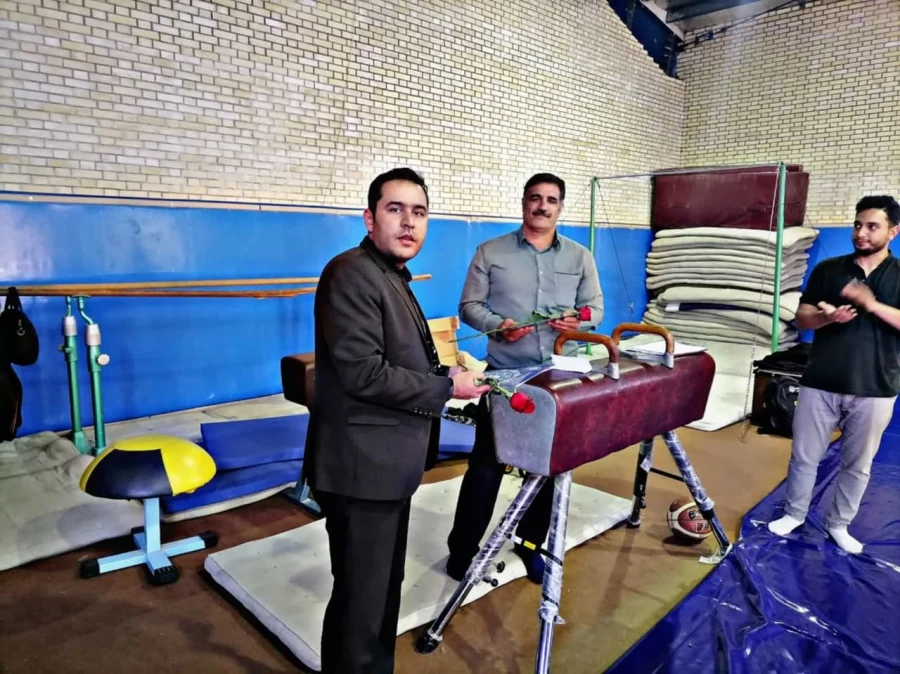 قدردانی و تشکر از اساتید پردیس شهید آیت نجف اباد  به مناسبت هفته معلم 3