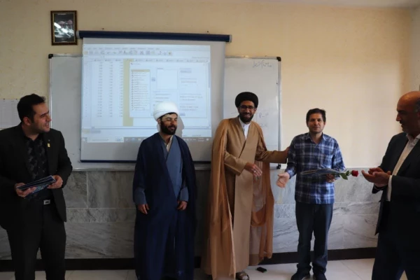 قدردانی و تشکر از اساتید پردیس شهید آیت نجف اباد  به مناسبت هفته معلم 4